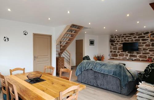 Lanuejols House | Gîte la sagnette 4/6 personnes