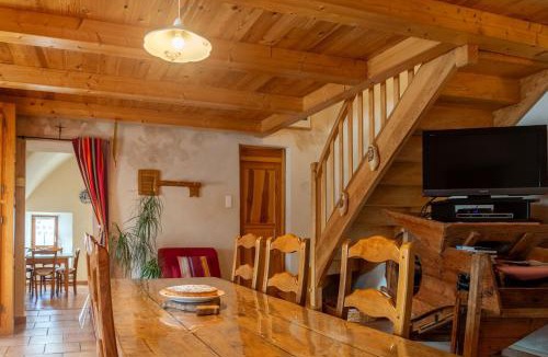 Massegros Causses Gorges House | Gîte la vieille ecole au bruel des vignes