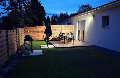 Mazaye House | Gîte Le carrier classé 4 étoiles 2 à 5 personnes au coeur des volcans d'Auvergne