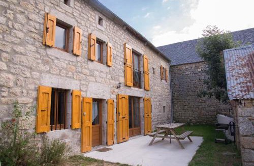 Termes House | Gîte le pré de chabanettes 6/8 personnes