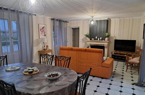 Lison House | Gîte Lebasladin
