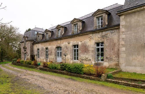 La Chapelle-Caro House | Gîte 'les écuries' for 14 people.