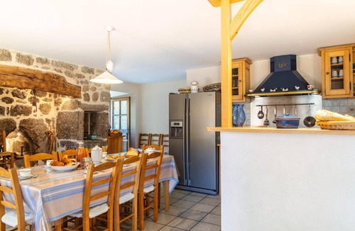 Brion House | Gîte Les Bouteillers 6/8 persons