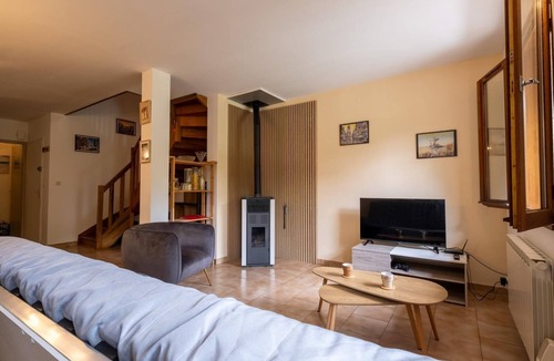 Bagnols-les-Bains House | Gîte Les Clauzels 4/6 persons