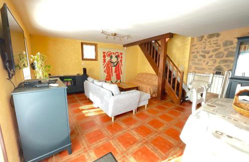 Saint-Gervazy House | Gîte Les Colibris avec spa - 6 personnes