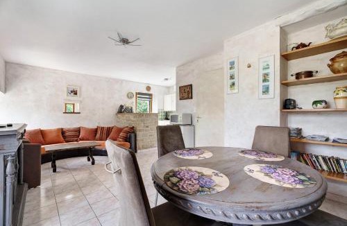 Trebedan House | Gîte Les Hortensias avec Piscine