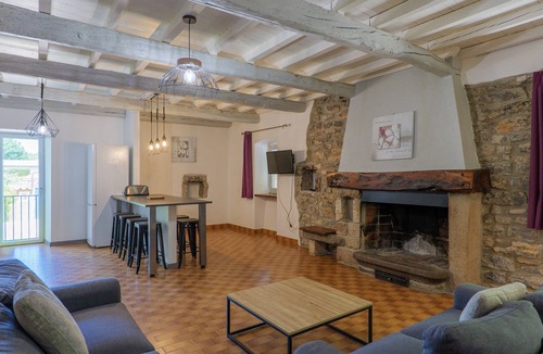 Joyeuse House | Gîte Magnodaire - Holiday Cottage Village