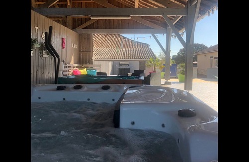Savignac-sur-Leyze House | Gîte Monpazier - Piscine & Jacuzzi