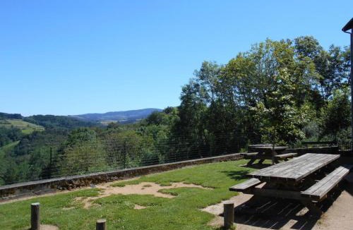 La Chabanne House | Gîte Montagne Bourbonnaise 12-14 pers, animaux autorisés - FR-1-489-343