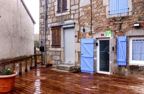 Saint-Nicolas-des-Biefs House | Gîte paisible au cœur de la montagne bourbonnaise, animaux acceptés - FR-1-489-553