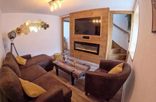 Saint-Nicolas-des-Biefs House | Gîte paisible au cœur de la montagne bourbonnaise, animaux acceptés - FR-1-489-553
