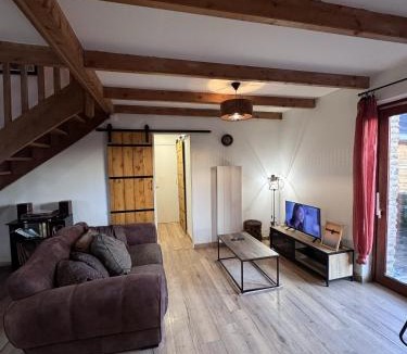 Spezet House | Gîte Paisible à la Campagne pour 5 Personnes