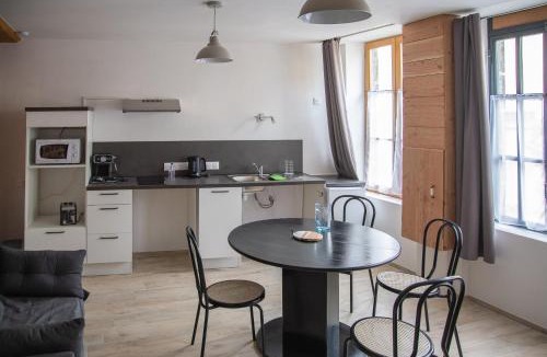 Artonne Apartment | Gîte PMR - Le petit atelier de Claudius