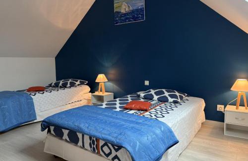 Bransat House | Gîte pour 6 pers avec jardin en Allier, terrasse et climatisation - FR-1-489-588