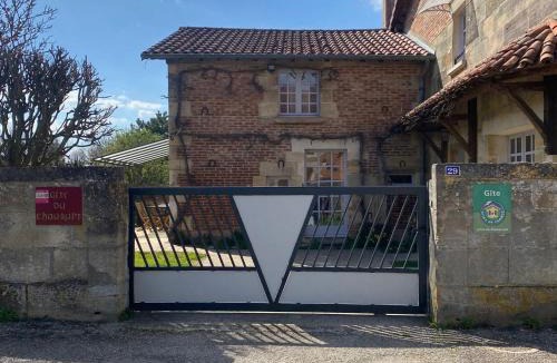 Contrisson House | Gîte rénové avec jardin clos, cheminée et baby-foot à Contrisson, proche du Lac du Der. - FR-1-585-16