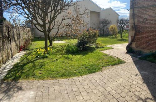Contrisson House | Gîte rénové avec jardin clos, cheminée et baby-foot à Contrisson, proche du Lac du Der. - FR-1-585-16