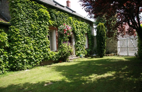 Brouy House | Gîte Suzanne, in Essonne Verte, near Milly la Forêt