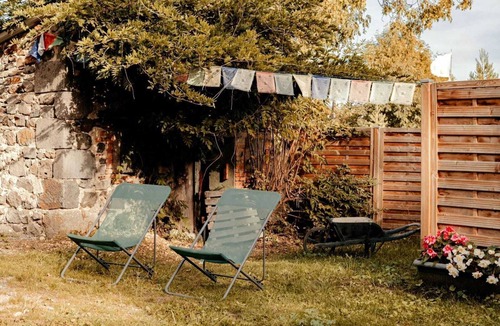 Gelles House | Gîte Terre - 1-4 pers - quiet, 20 mins from Vulcania and Puy-de-Dôme