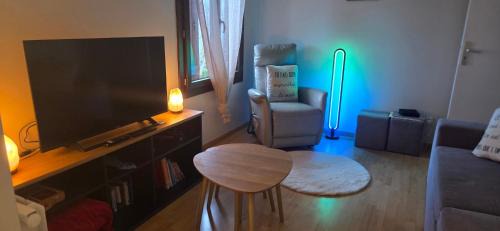 Osses House | Gîte Xuritenborda 7 personnes avec vue exceptionnelle sur les montagnes basque, Lits 180 King Size