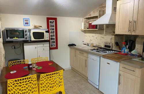 Montdoumerc House | Gîtes atypiques 12 personnes avec piscine