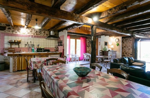 Laval House | Gîtes de France® - Gite du Bois du Pech