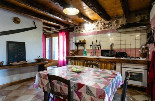 Laval House | Gîtes de France® - Gite du Bois du Pech