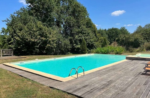 Pays-de-Belves House | Gîtes OSTAL de Marcillac with swimming pool - Le Pigeonnier