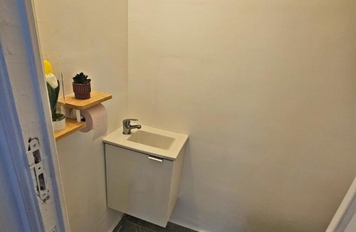 Creil Apartment | Gare 10 min - Paris CDG 25 min - Astérix 20 min