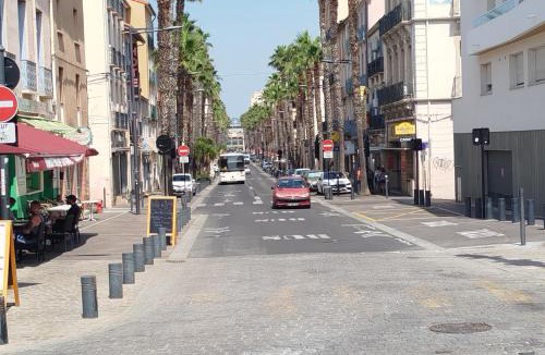 La Gare Apartment | Gare - Spacieux T2 avec Clim Balcon Wifi