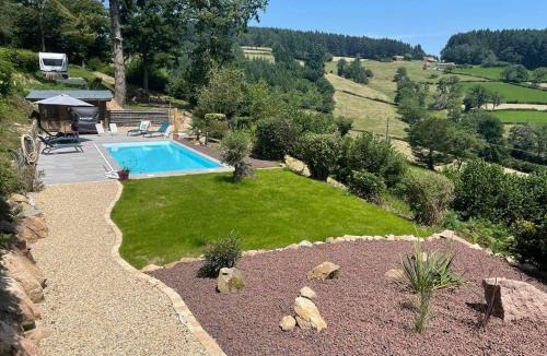 Anglure-sous-Dun Other | Gezellige luxe caravan met zwembad in zuid- Bourgogne