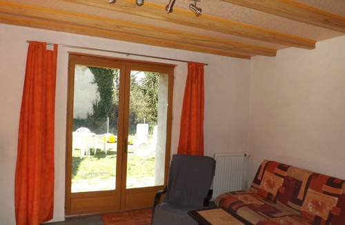 Saint-Jean-Saint-Gervais House | Gîte 100 m2 with enclosed grounds, walks from the hamlet in the Issoire sector