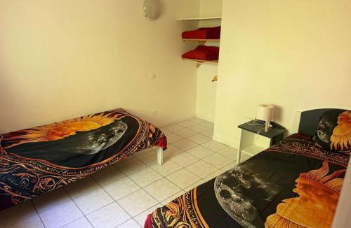 Montaigu-de-Quercy House | Gite 4 personnes au Lac des Chenes