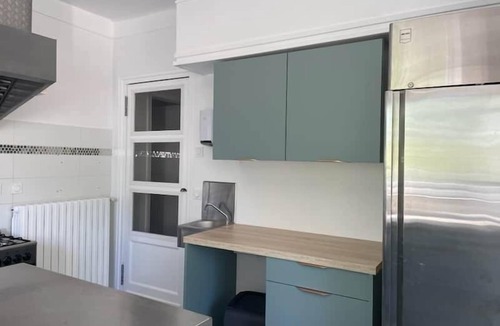 Labouheyre House | Gite art Déco 5 Chambres Piscine et Tennis Partagés