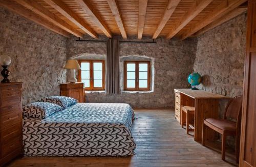 Merle-Leignec House | Gite Aux Belles Ames