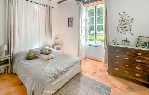 Parennes House | Gite Avec Piscine