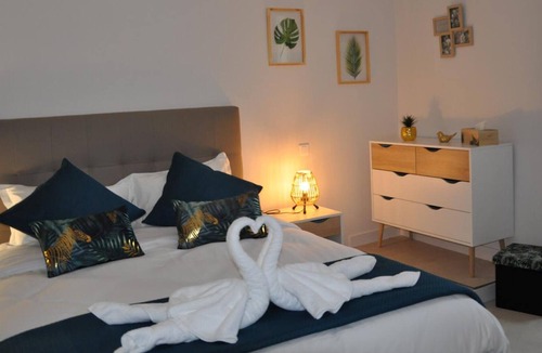 Charroux House | Gite Charroux - Allier, 2 bedrooms, 4 persons