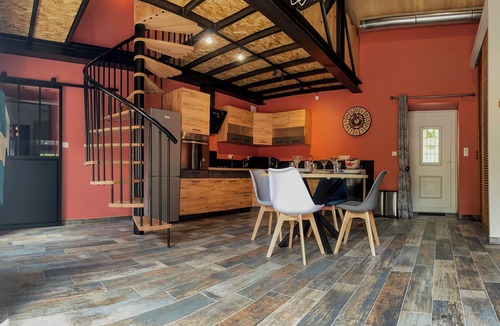 Marigny-Marmande House | Gite Détente 5 Étoiles Loft Industriel Hammam, Sauna et spa