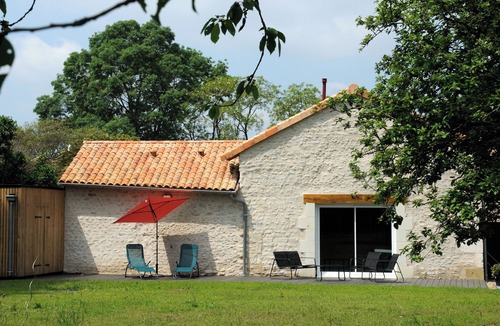 Marigny-Marmande House | Gite Détente 5 Étoiles Loft Industriel Hammam, Sauna et spa