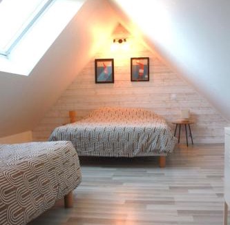 Neuville-sur-Sarthe House | Gite de groupe "Le Réveillon"