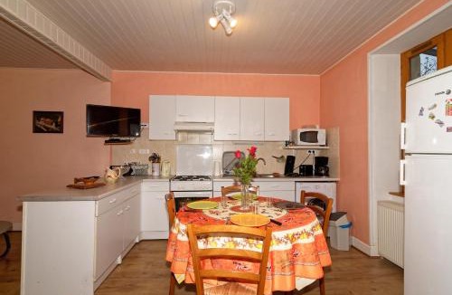 Sauviat House | gite de Sauviat 25 chemin du grand Pacher le bourg de Sauviat 63120