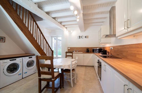 Suzy House | Gite de Suzy - Charmante maison familiale pour 12