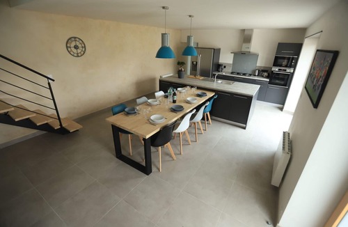 Santec House | Gîte de Ty Nevez, Brittany (Santec) spa, 300 m from the beach.