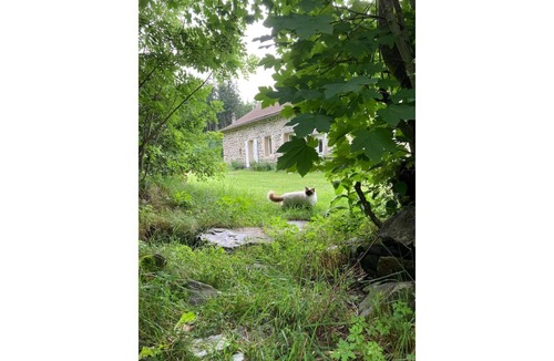 Saint-Hostien Cottage | Gite in Sucs country