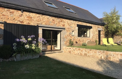 Saint-Brieuc House | GITE LA GRANGE BRETONNE L ATIPIC