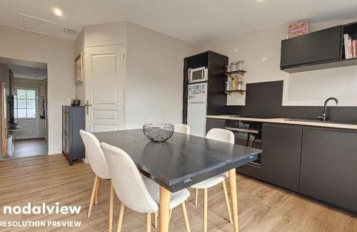 Tourlaville House | Gite le 83