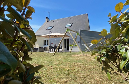 Denneville House | Gite LE Cabestan - House near The Beach