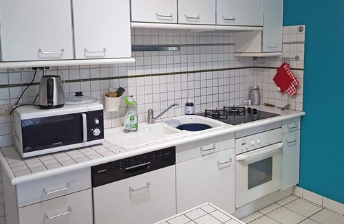 Le Neufbourg Cottage | Gite Le Neufbourg, 4 bedrooms, 8 persons