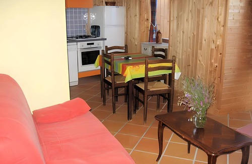 Aizac Cottage | Gîte "Le Volcan d'Aizac" – Peaceful Retreat in the Ardèche Mountains