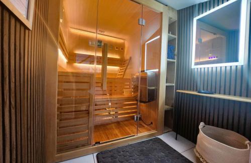 Trelevern House | GITE MORGANE Spa privatif et Sauna