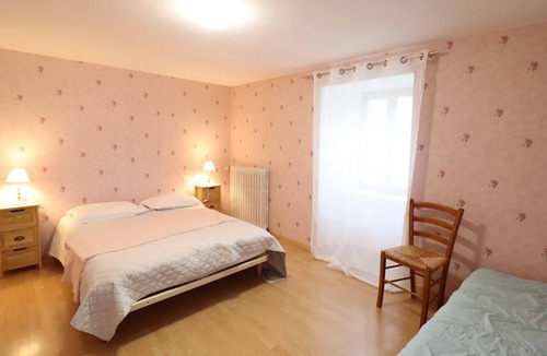 Chastel-sur-Murat Cottage | Gite Murat-Chastel-sur-Murat, 1 bedroom, 4 persons